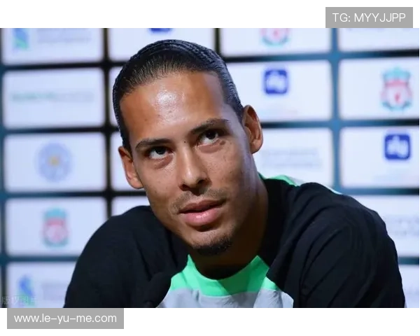 范迪克为何被称为世一卫?深度解读荷兰中卫的防守艺术与战术价值 范迪克为何被称为世一卫?深度解读荷兰中卫的防守艺术与战术价值